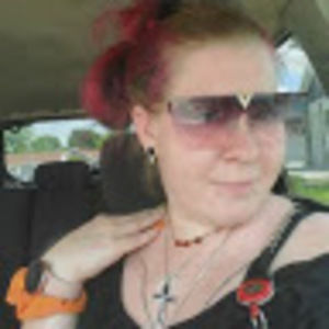 Meet your Posher, Desiree